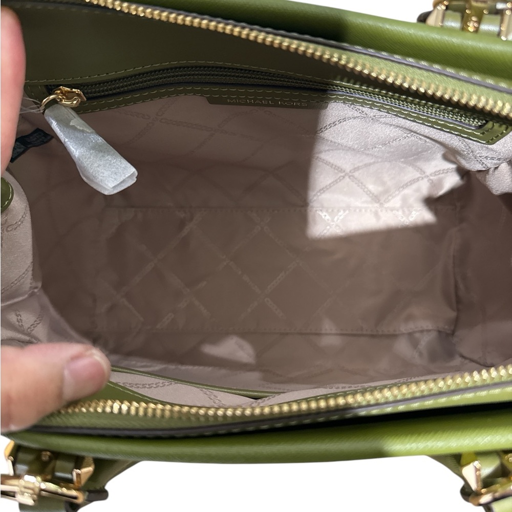 🎁Michael Kors bag - Picture 9 of 11